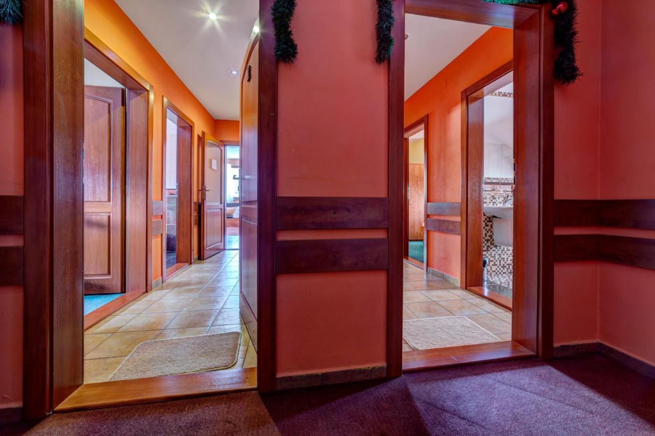 Apartmanovy Dom Slniecko Žiar Buitenkant foto
