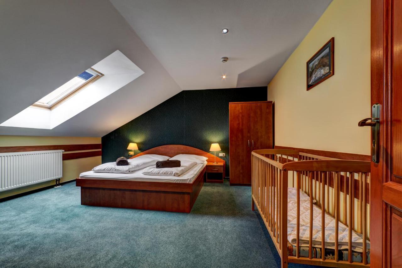 Apartmanovy Dom Slniecko Žiar Buitenkant foto