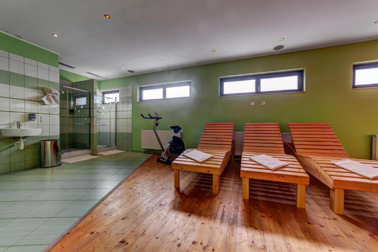 Apartmanovy Dom Slniecko Žiar Buitenkant foto