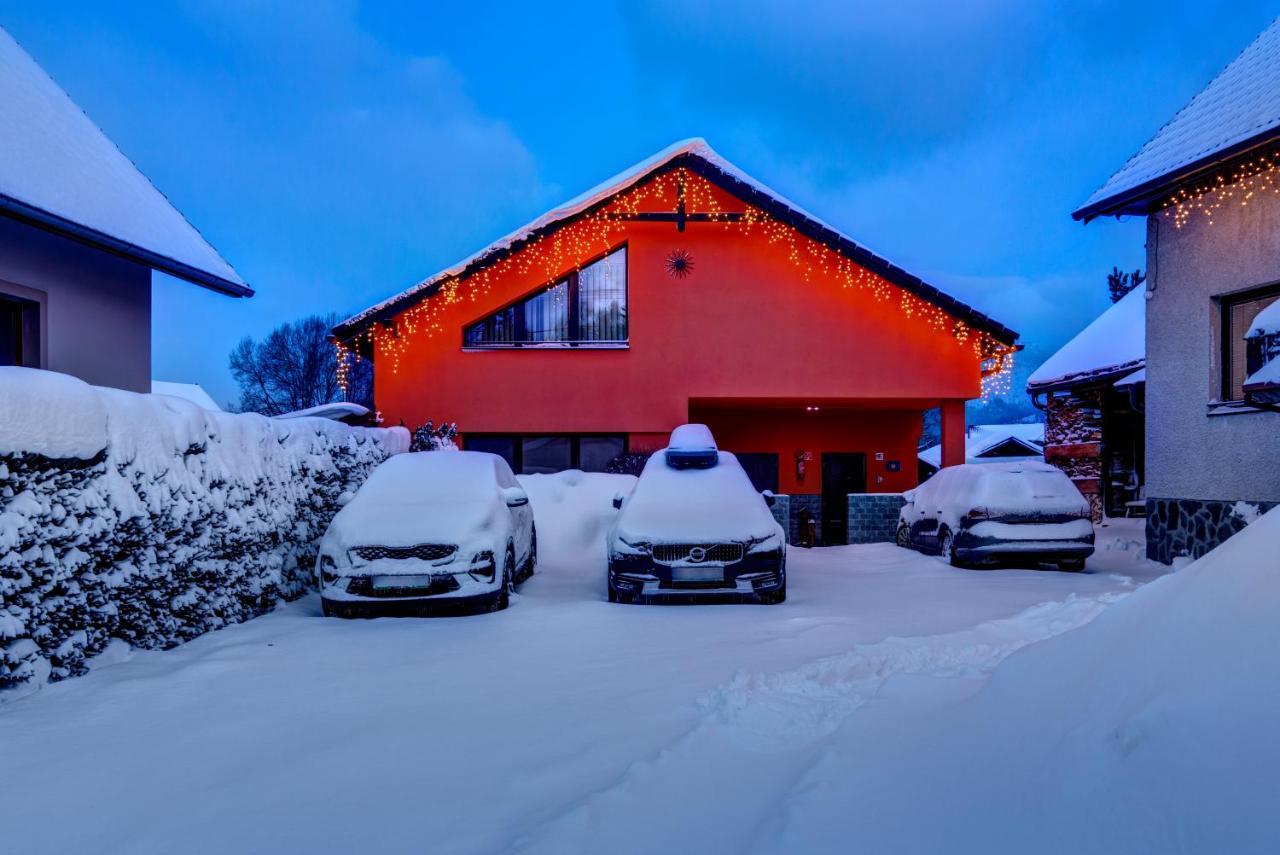 Apartmanovy Dom Slniecko Žiar Buitenkant foto